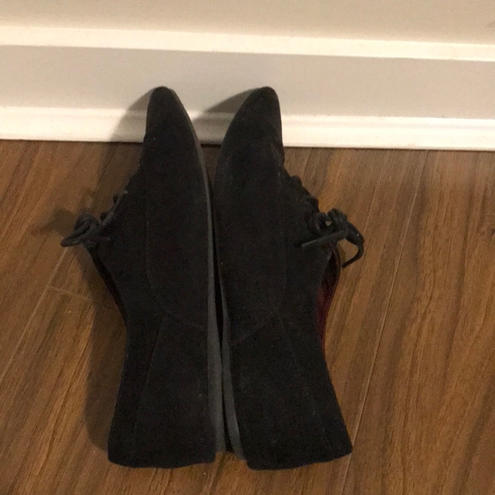 (3/$30) Satin-finish Aldo black flat dress shoes - Picture 4 of 5